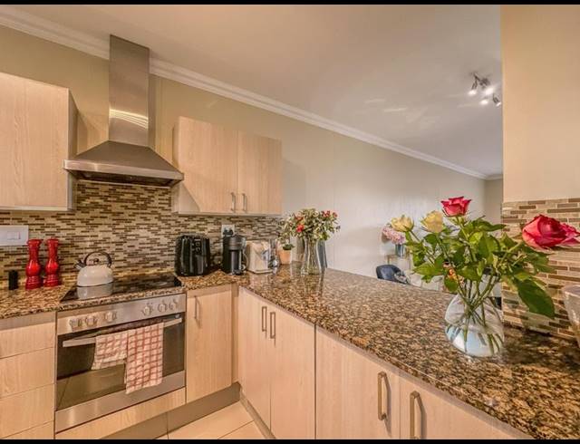 2 BEDROOM PROPERTY TO RENT IN MORNINGSIDE